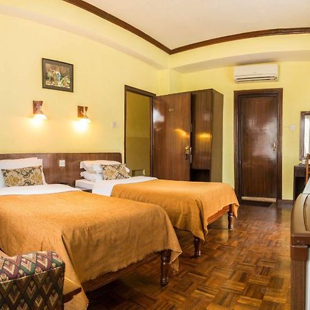 Hotel Excelsior Katmandu Dış mekan fotoğraf
