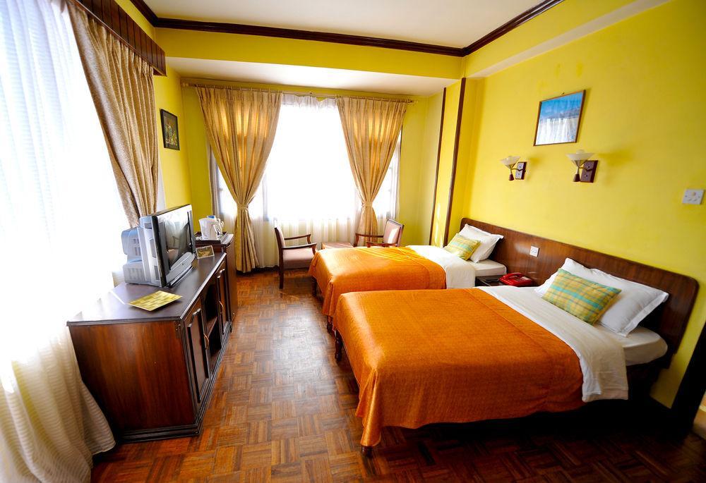 Hotel Excelsior Katmandu Dış mekan fotoğraf