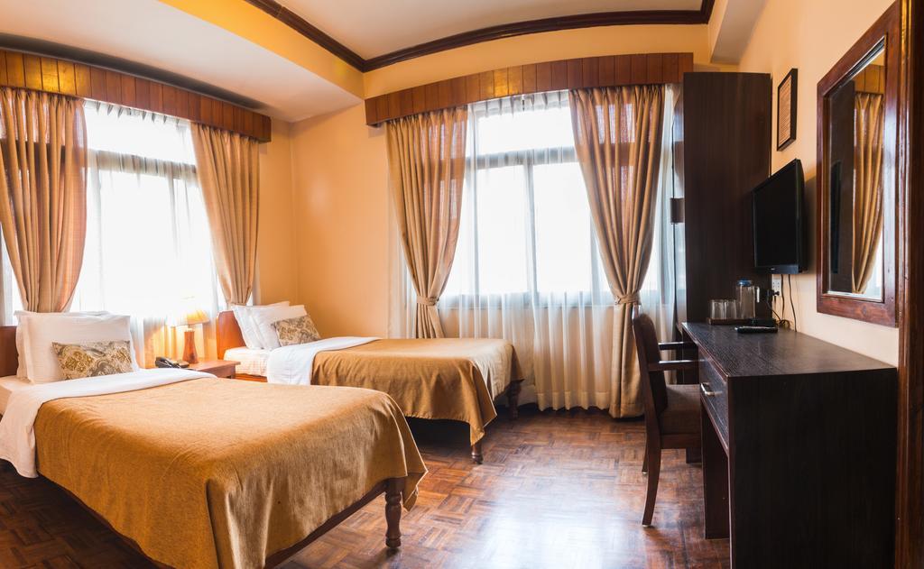Hotel Excelsior Katmandu Dış mekan fotoğraf
