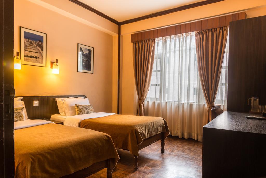 Hotel Excelsior Katmandu Dış mekan fotoğraf
