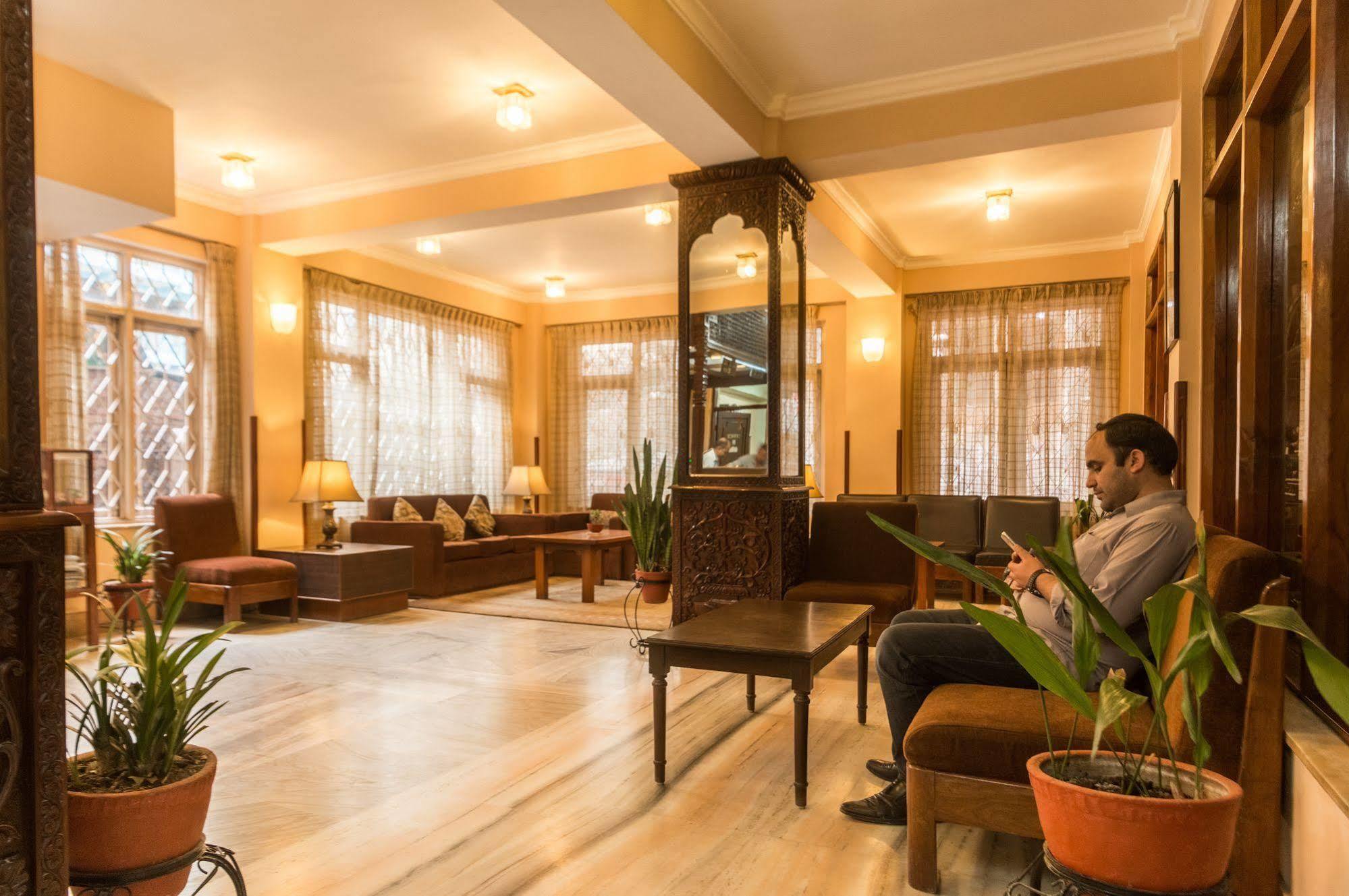 Hotel Excelsior Katmandu Dış mekan fotoğraf