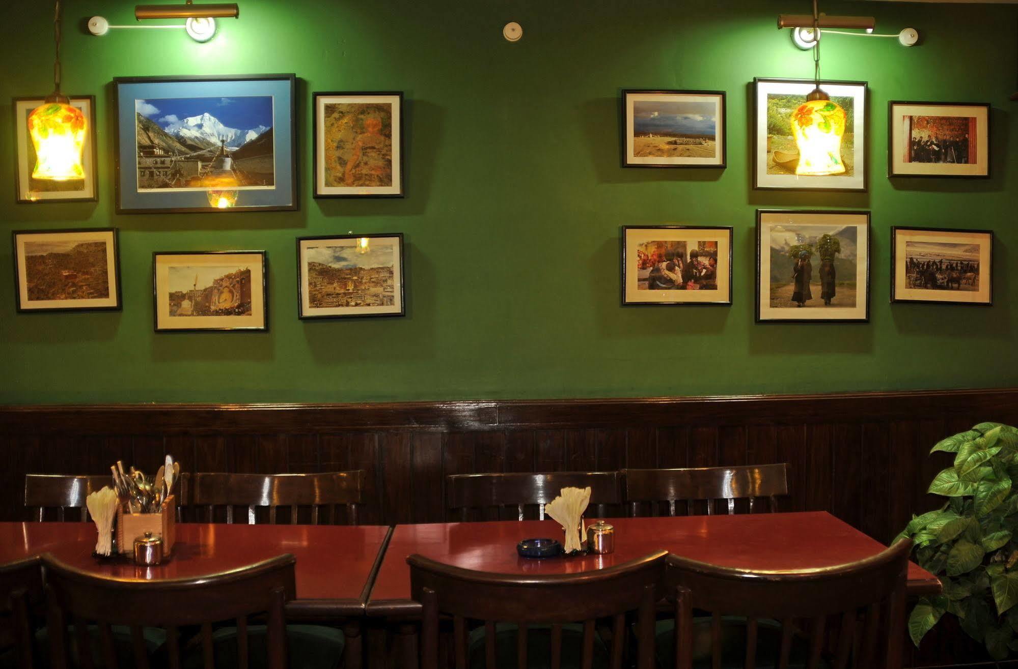 Hotel Excelsior Katmandu Dış mekan fotoğraf