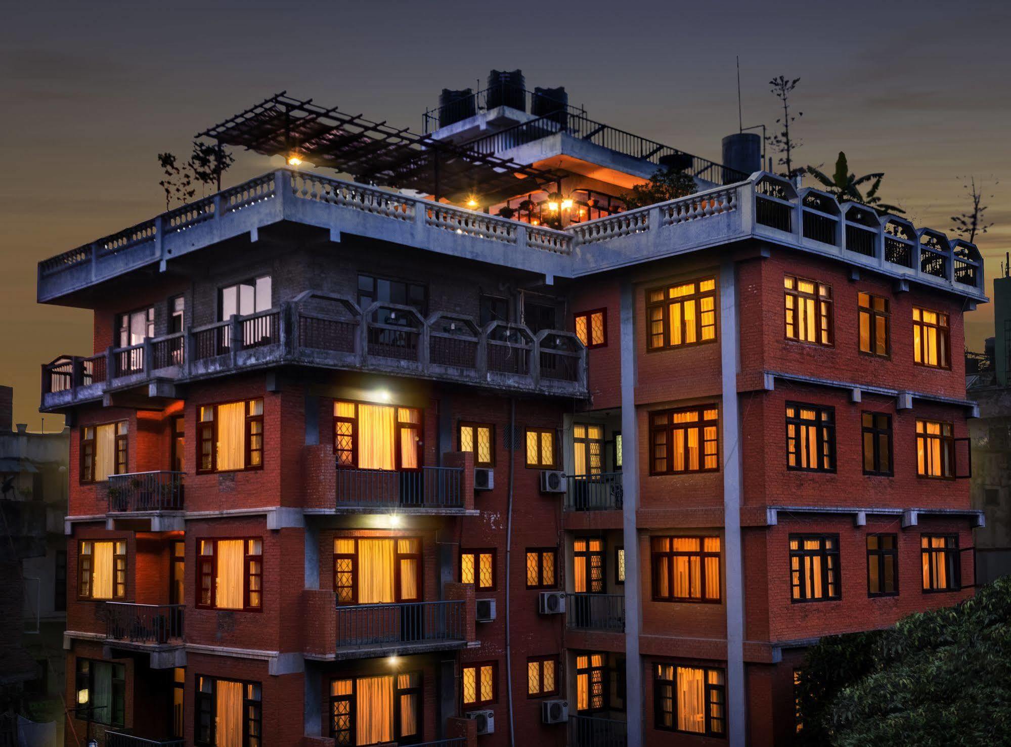 Hotel Excelsior Katmandu Dış mekan fotoğraf