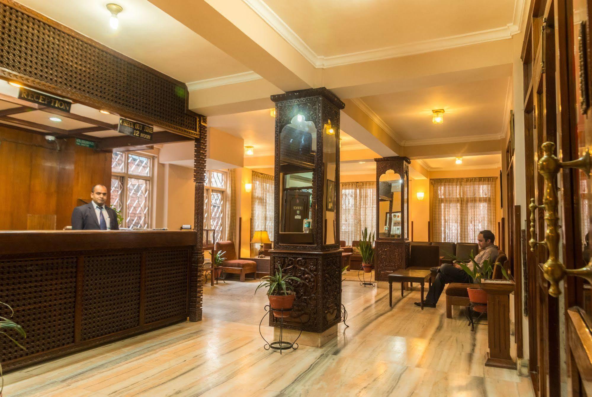 Hotel Excelsior Katmandu Dış mekan fotoğraf
