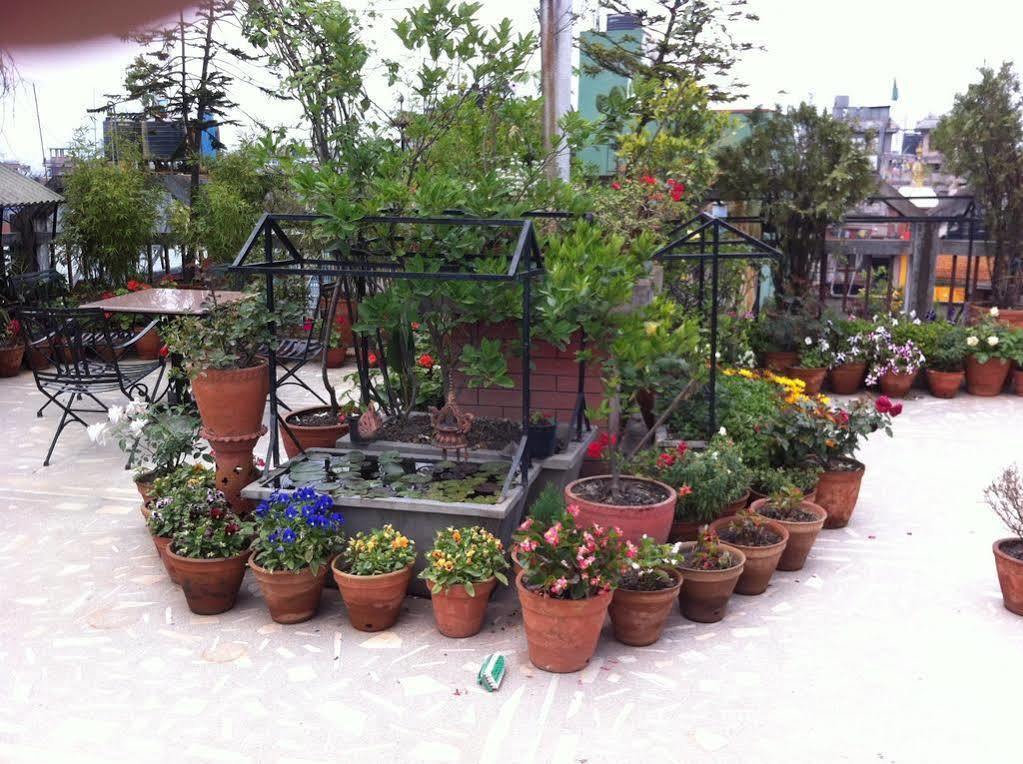 Hotel Excelsior Katmandu Dış mekan fotoğraf