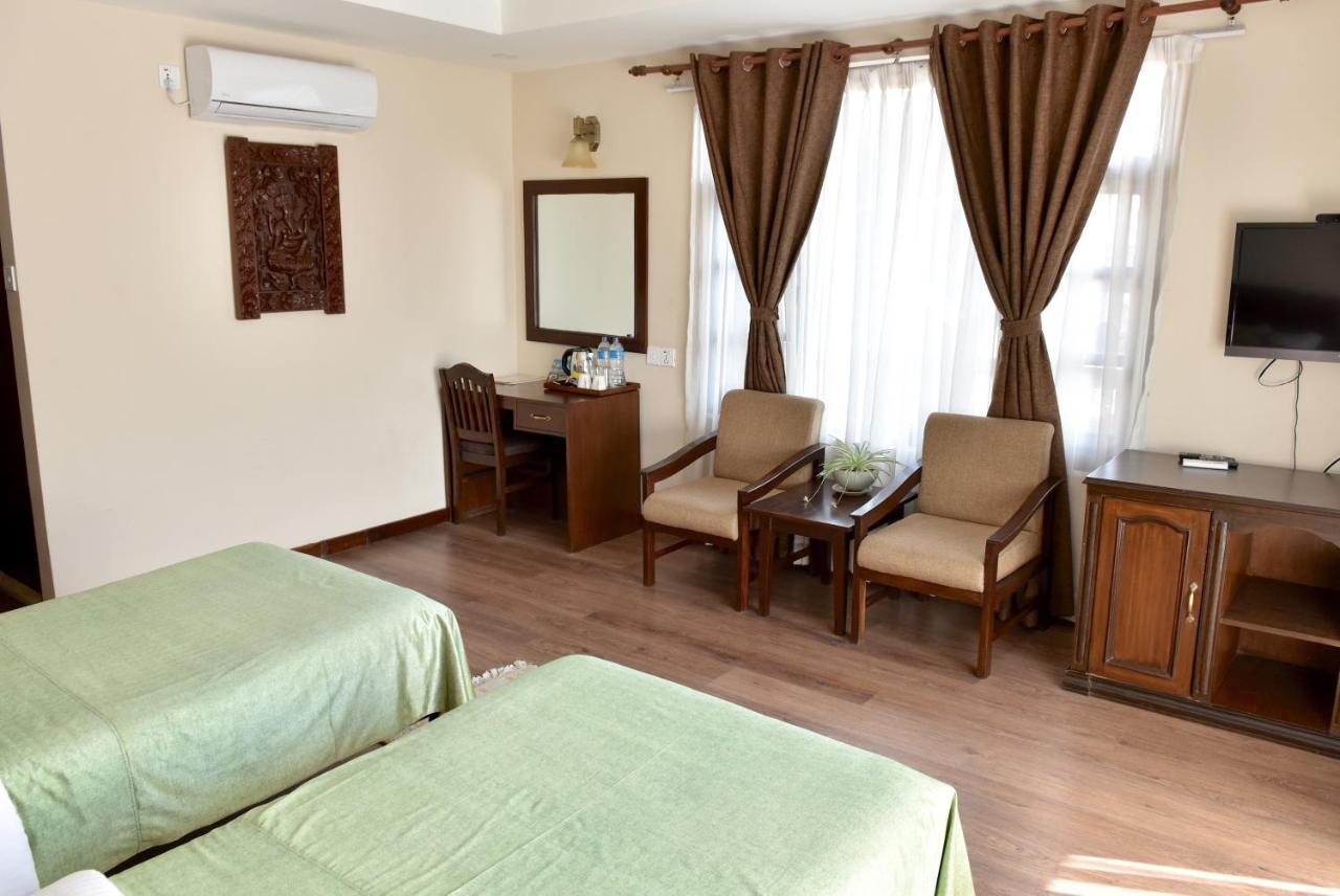 Hotel Excelsior Katmandu Dış mekan fotoğraf