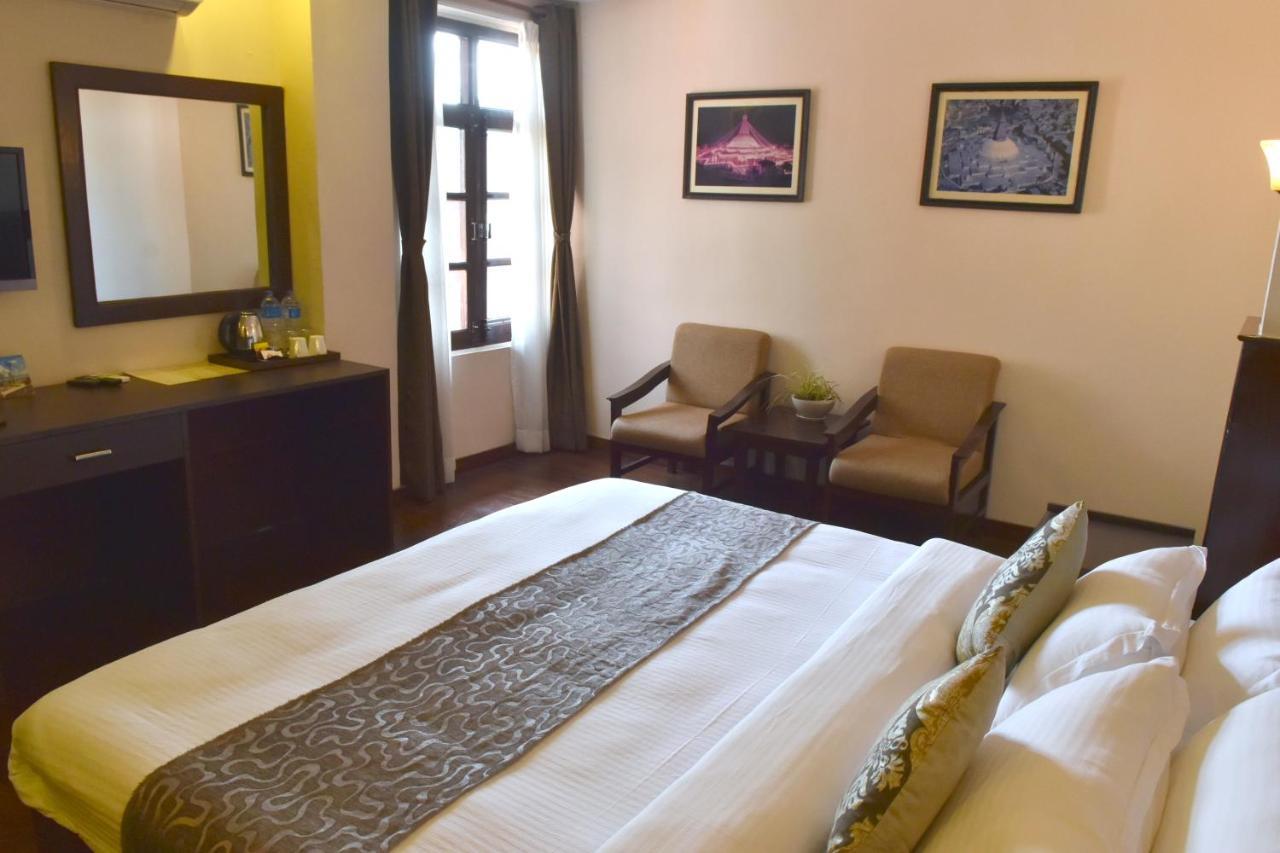 Hotel Excelsior Katmandu Dış mekan fotoğraf